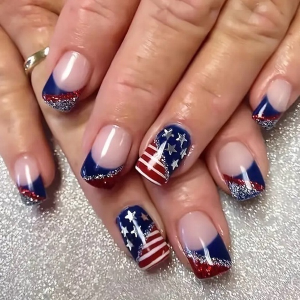 American Fake Press On Nails NWT